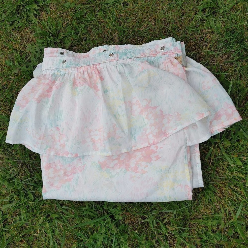 LOVELY VINTAGE Ruffle Shower Curtain City Squire Pastel Shower Curtain Soft Pink